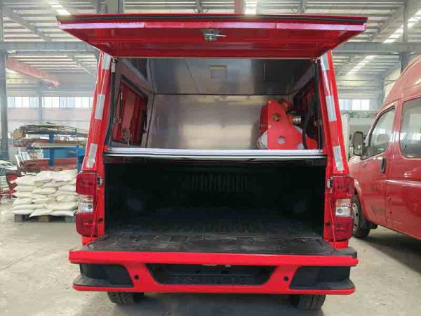 慶鈴皮卡四驅(qū)器材消防車(上藍(lán)牌)